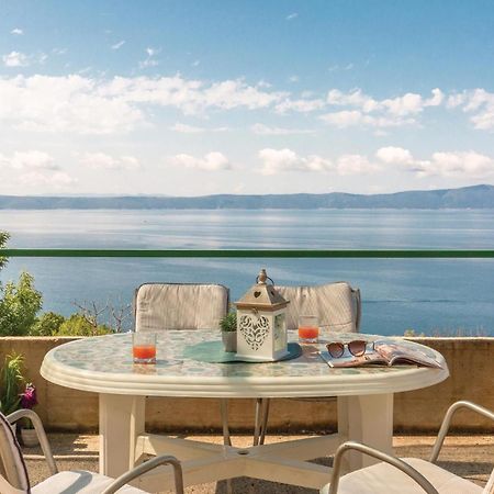 Awesome Home In Podgora With Kitchen Exteriör bild